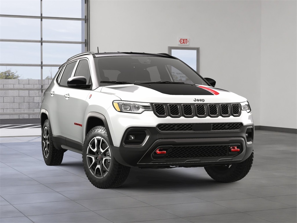 2025 Jeep Compass Trailhawk photo 8