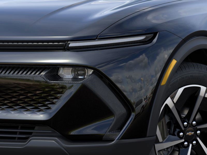2026 Chevrolet Equinox EV 1LT photo 2
