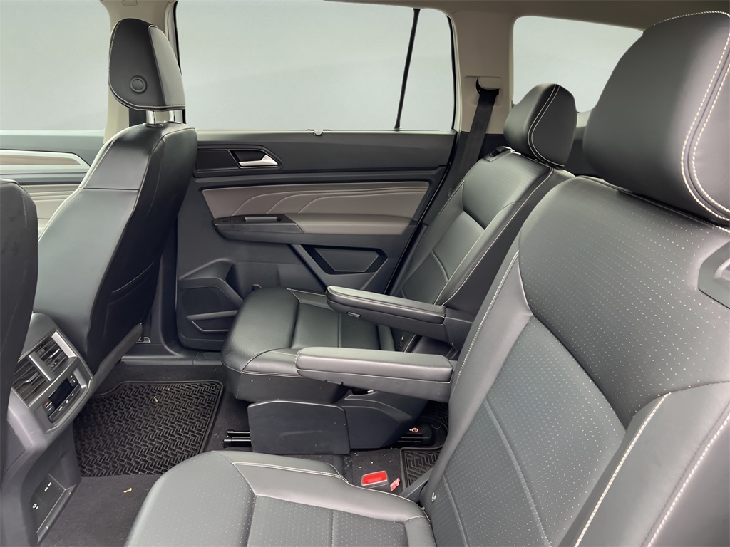 2022 Volkswagen Atlas SEL photo 26