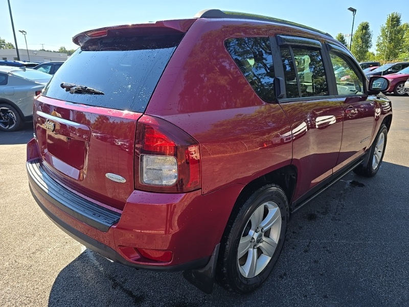 2014 Jeep Compass Latitude photo 6