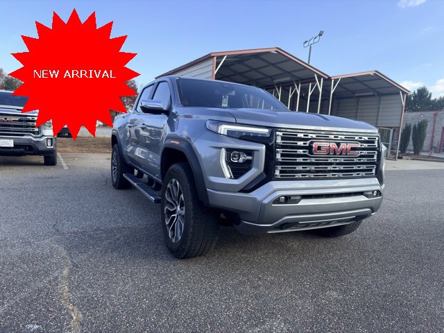 2025 GMC Canyon Denali's photo