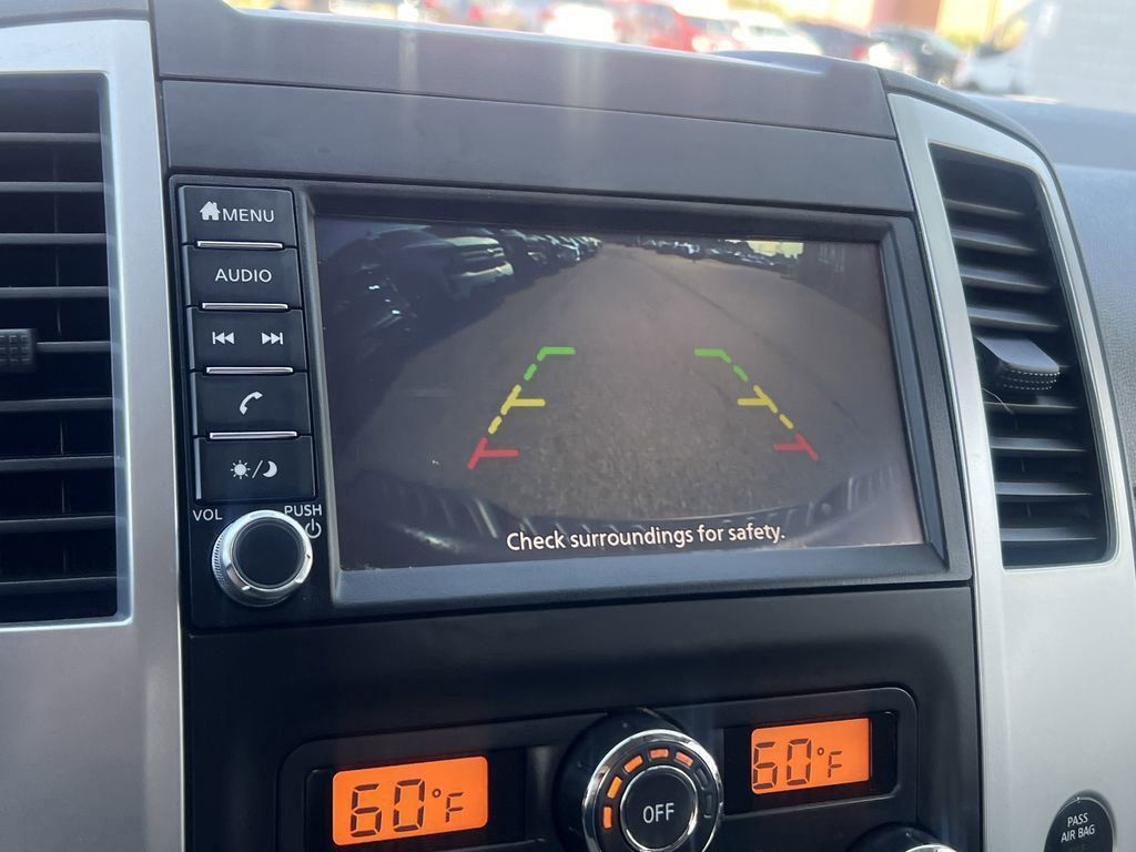 2021 Nissan Frontier SV photo 9