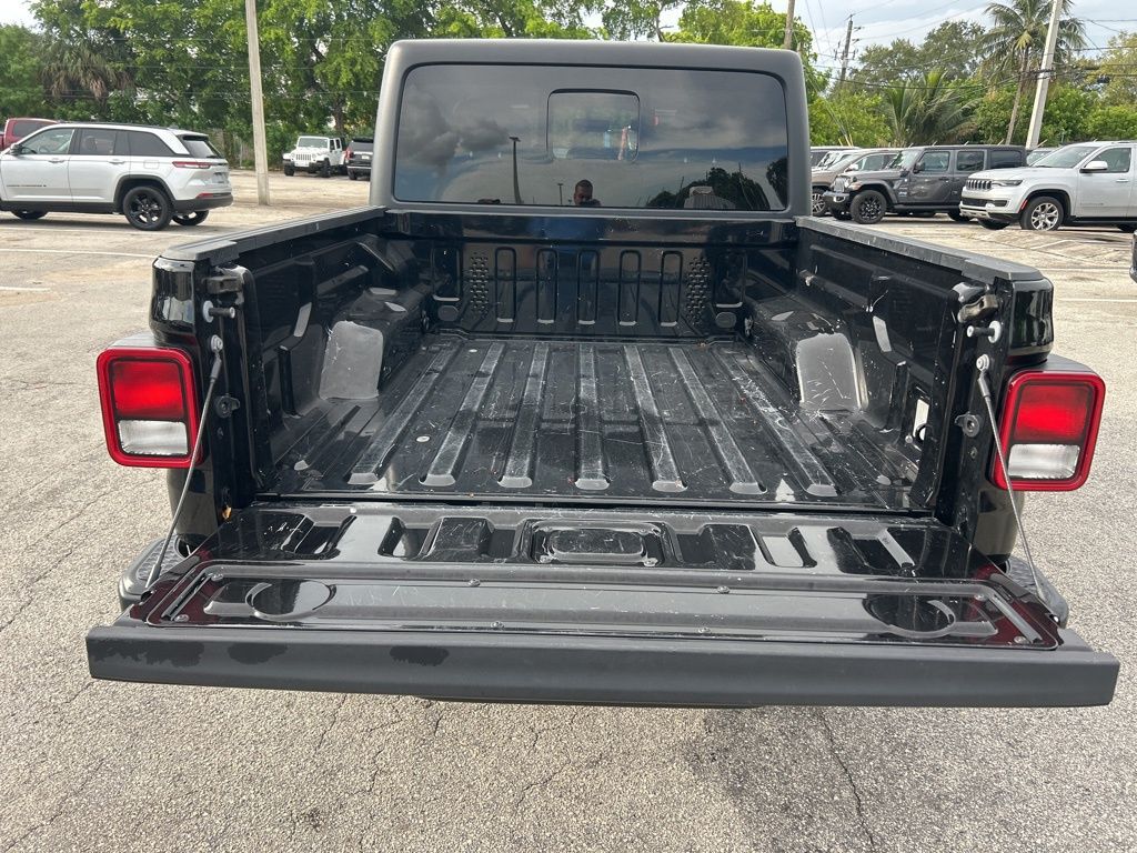 2023 Jeep Gladiator Overland photo 27