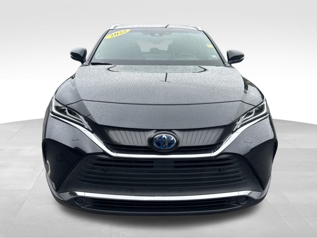 2022 Toyota Venza XLE photo 8