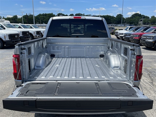 2025 Ford F-150 XLT photo 24
