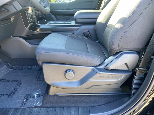 2025 Ford F-150 STX photo 10