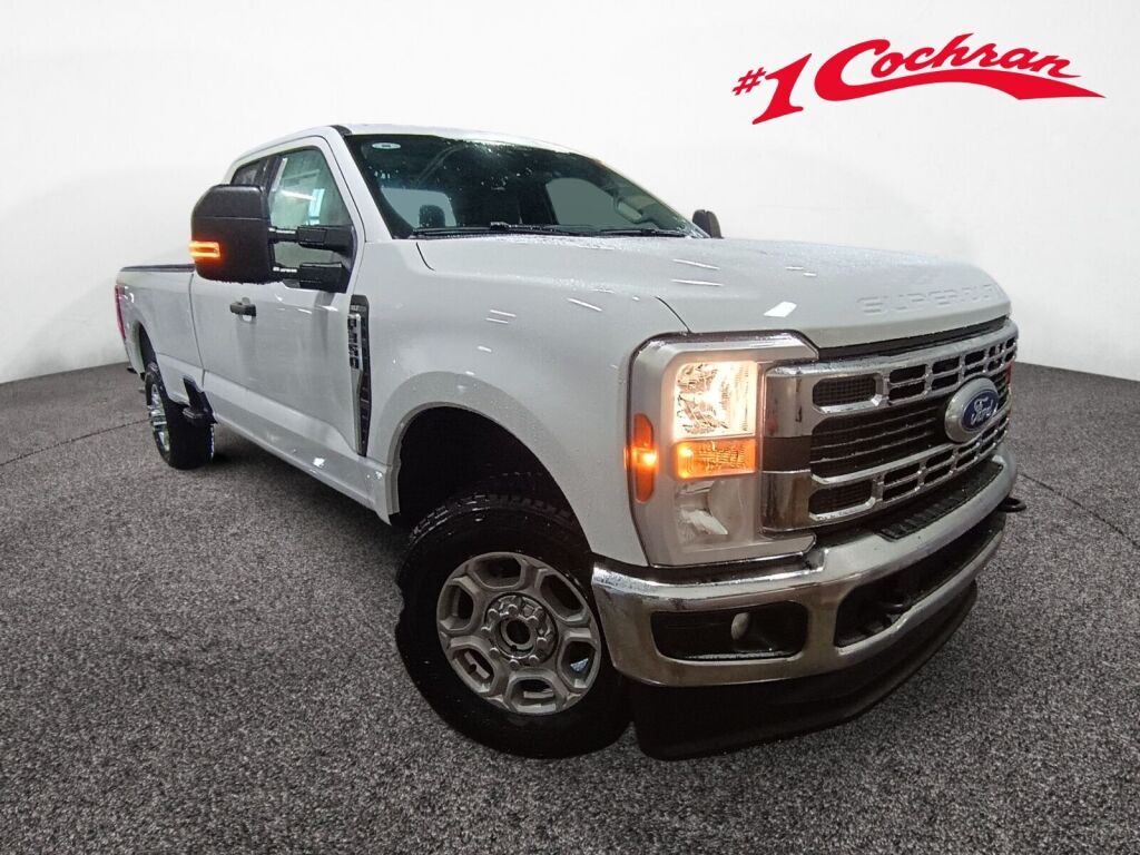 2026 Ford F-350 Super Duty XLT's photo