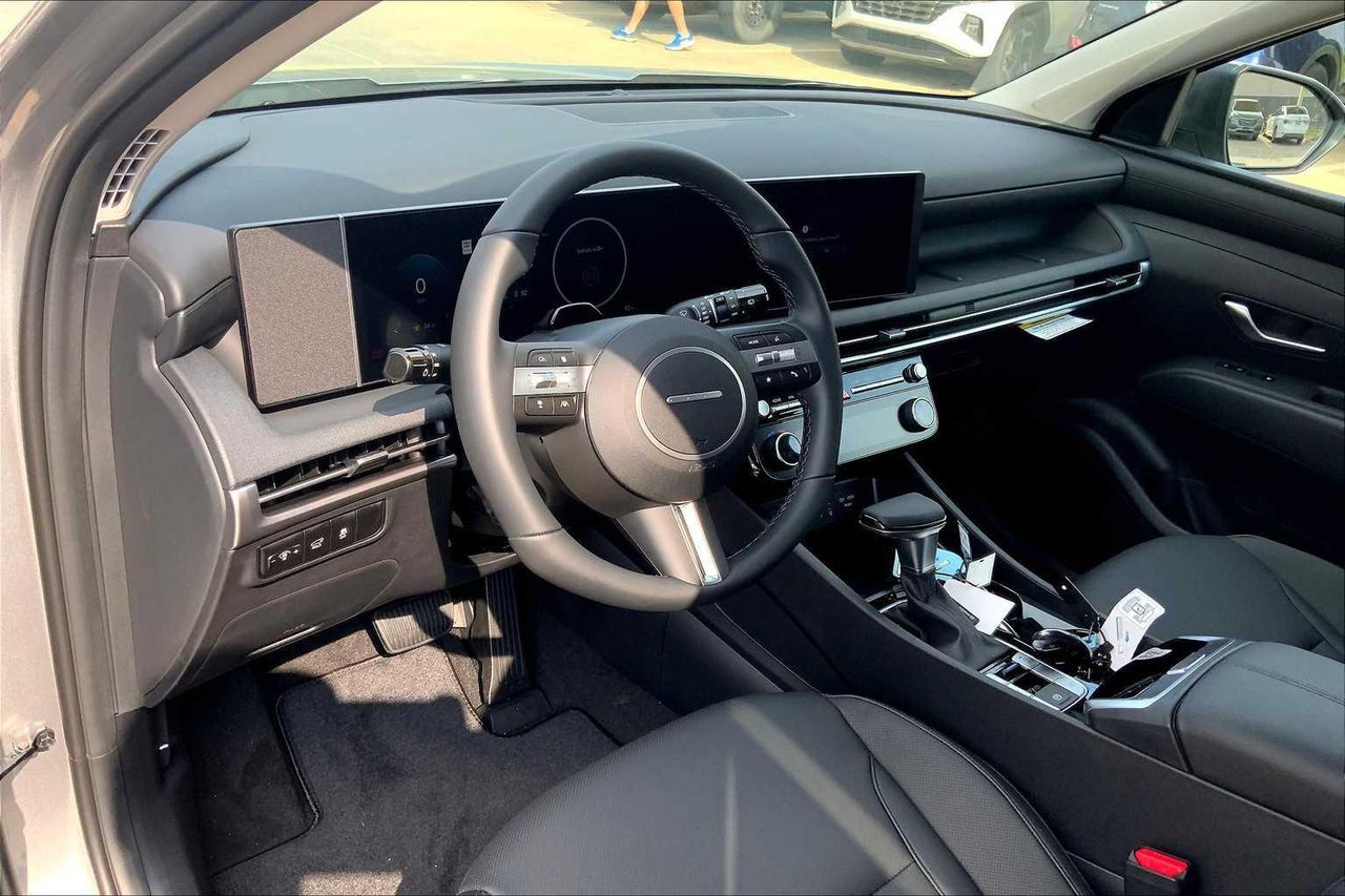 2026 Hyundai Tucson SEL Convenience photo 8