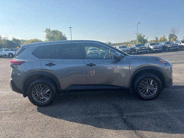 2021 Nissan Rogue S photo 2