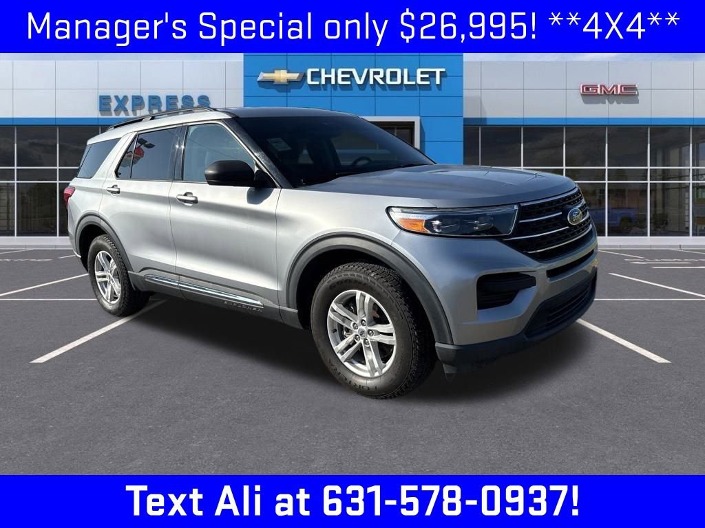 Used 2022 Silver Ford XLT image 1