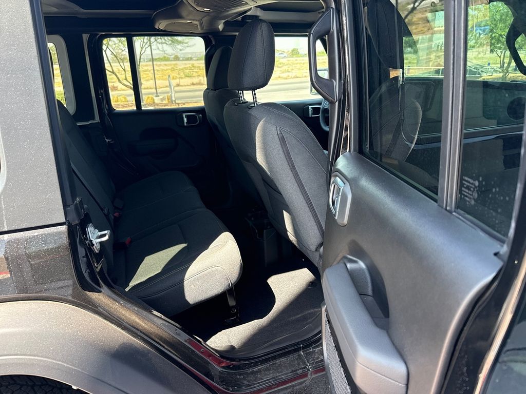 2025 Jeep Wrangler Sport S photo 10