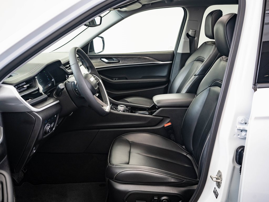 2023 Jeep Cherokee 4xe photo 20