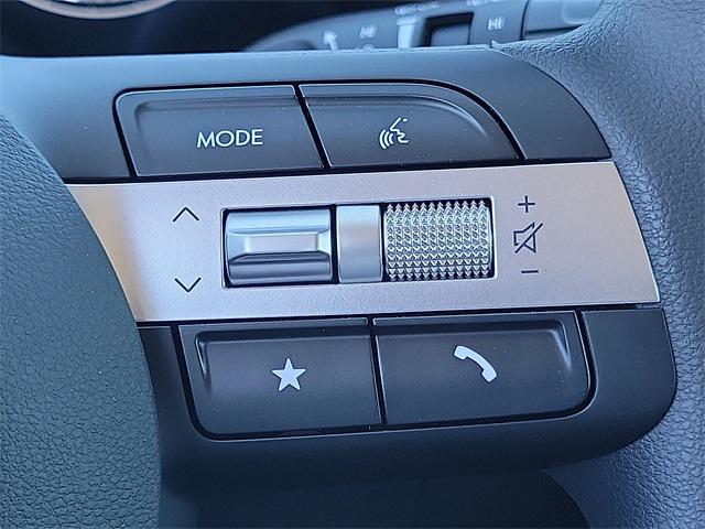 2025 Hyundai Tucson SE photo 10
