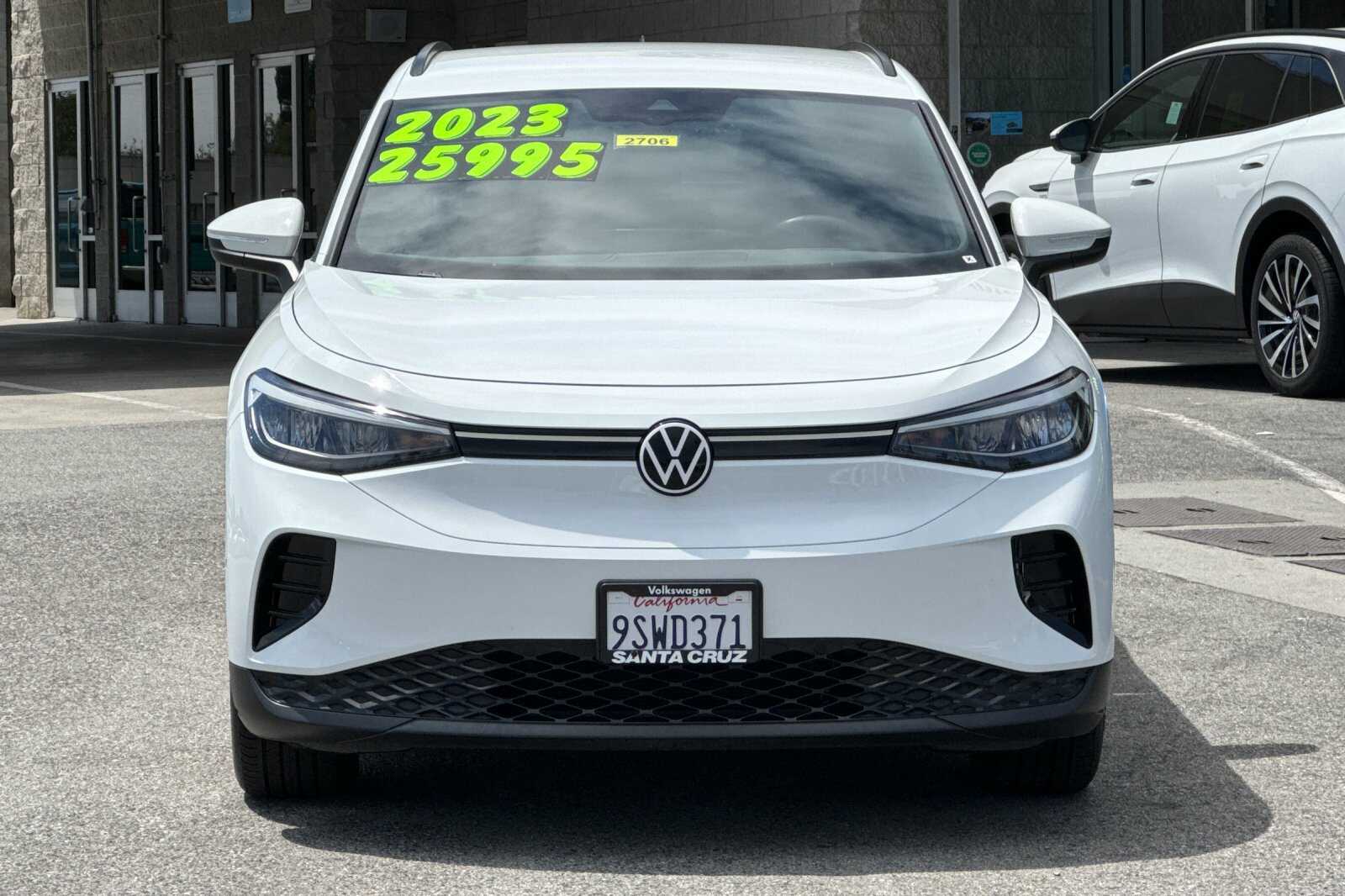 2023 Volkswagen ID.4 Pro photo 9