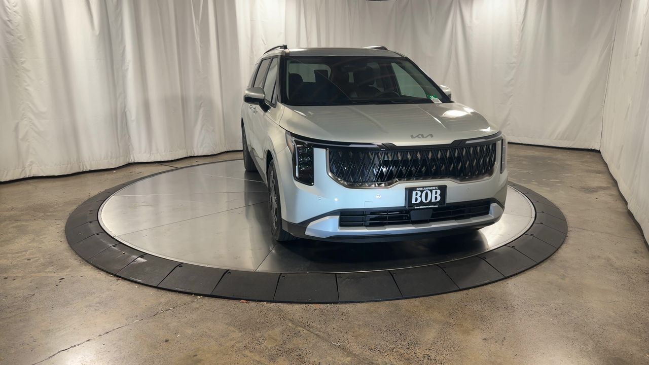 2026 Kia Carnival EX photo 3