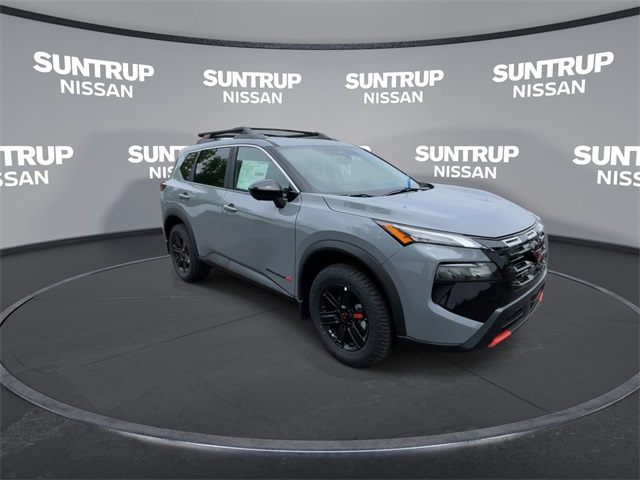 2025 Nissan Rogue SV photo 2