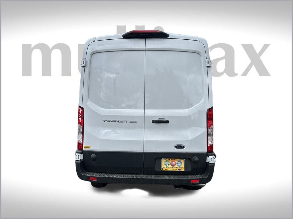 2025 Ford Transit photo 3