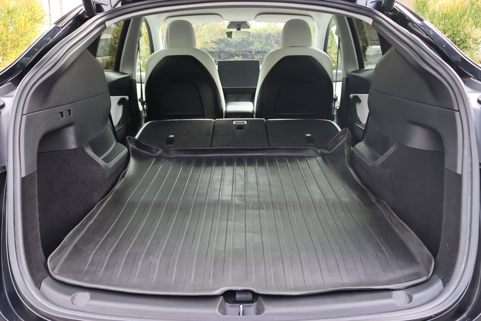 2021 Tesla Model Y Long Range photo 18