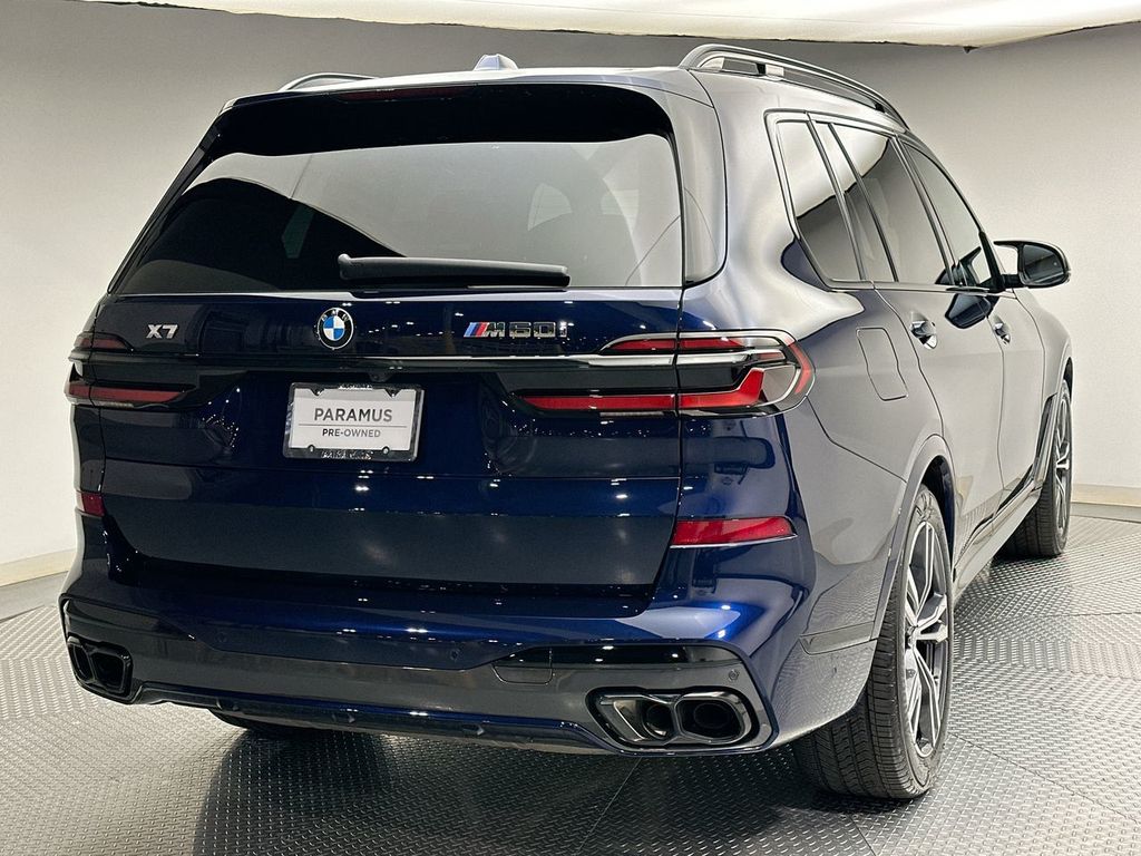 2025 Bmw X7 M60i photo 3