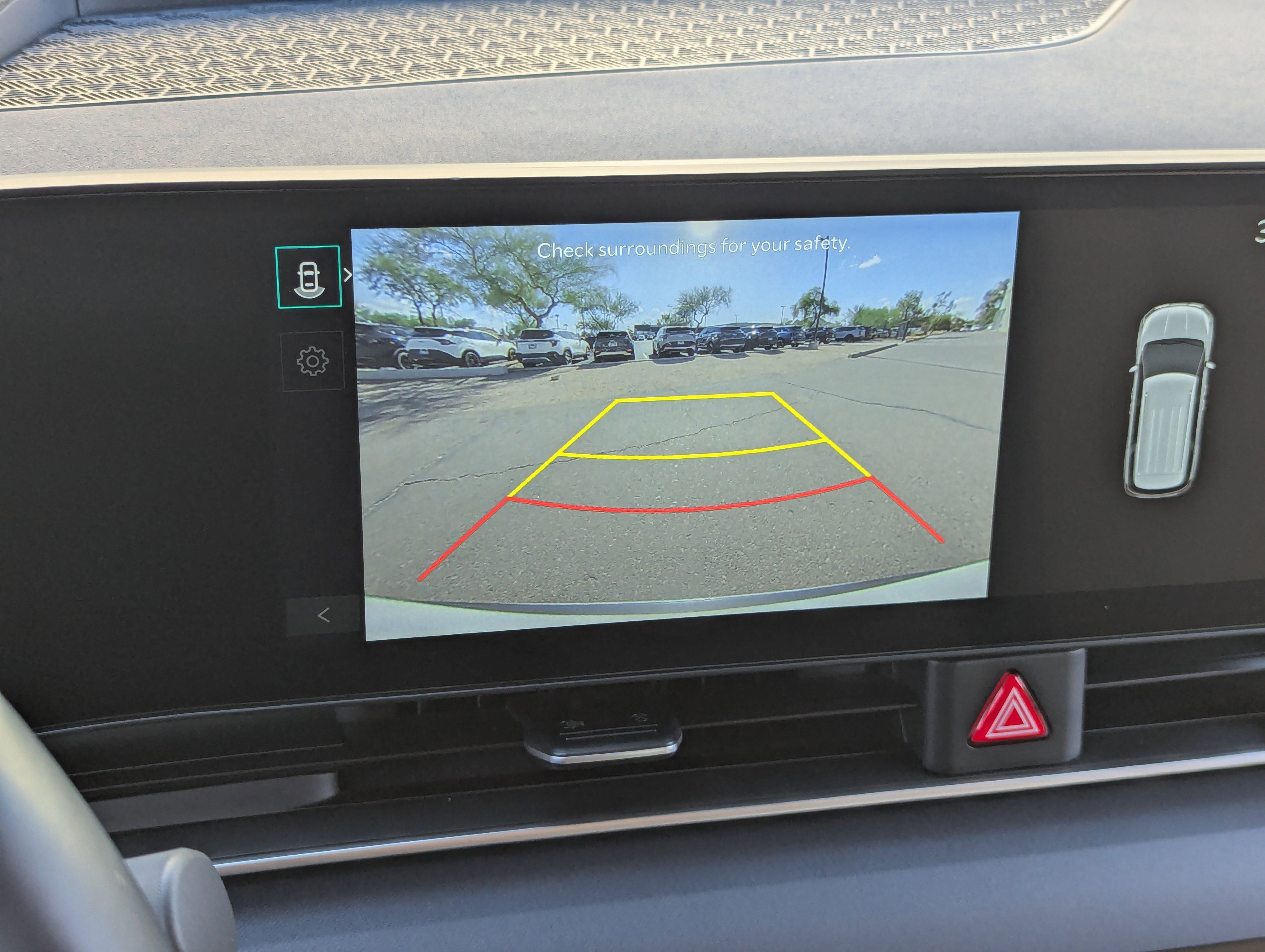 2025 Kia Carnival EX photo 9
