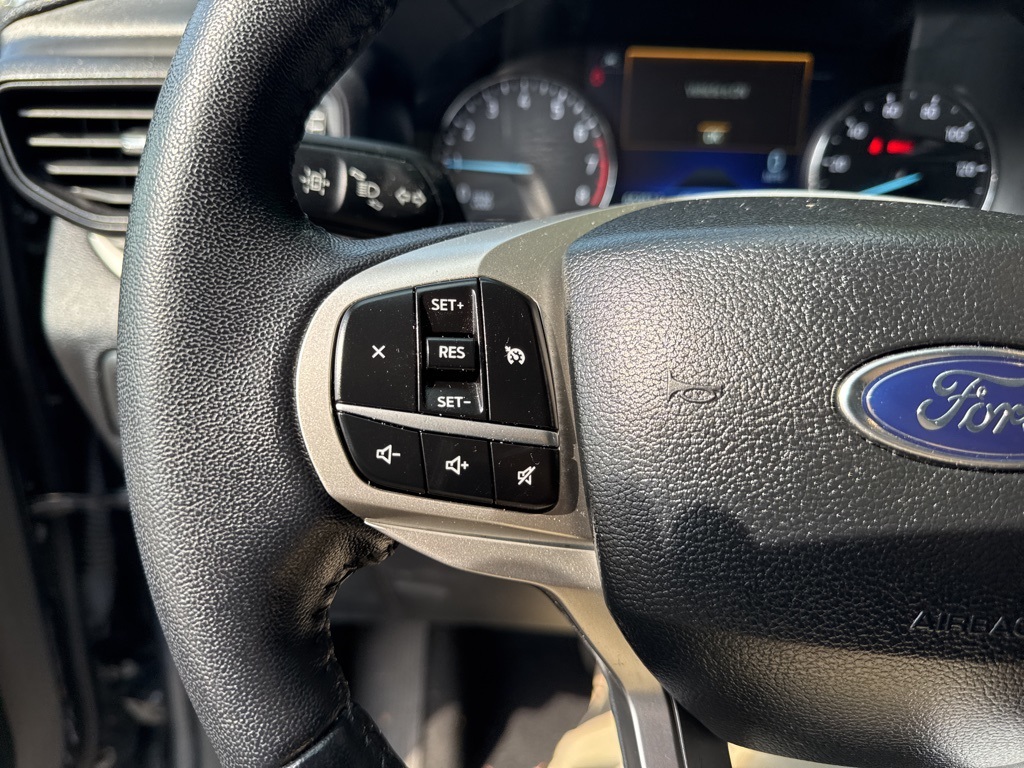 2021 Ford Explorer XLT photo 33