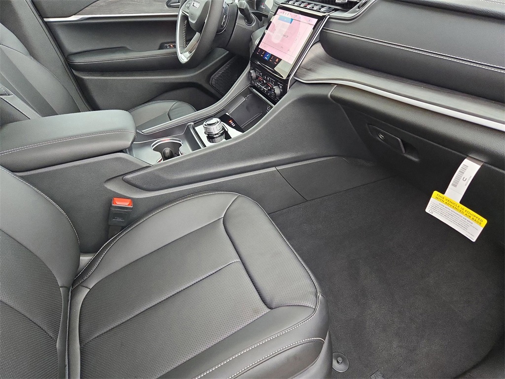 2025 Jeep Grand Cherokee Limited photo 27
