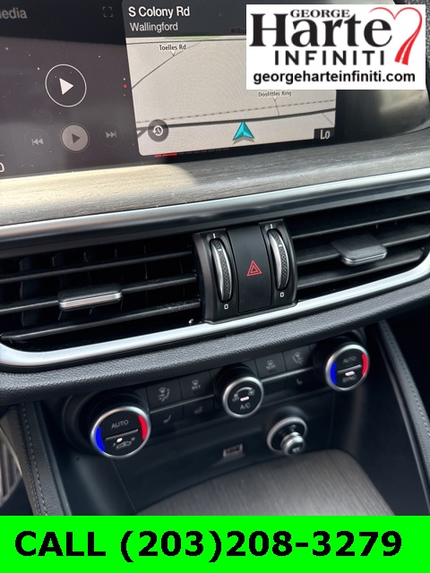 2022 Alfa Romeo Stelvio Ti photo 25