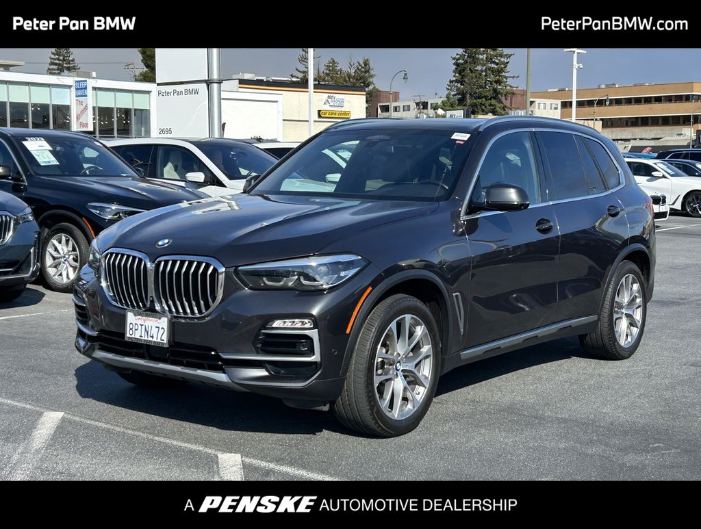2020 BMW X5 40i's photo
