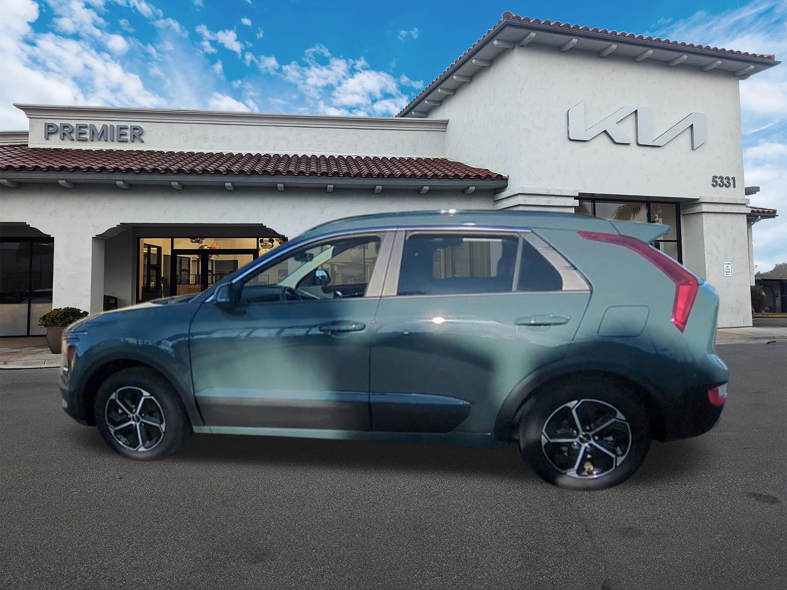 2025 Kia Niro EX Touring photo 3