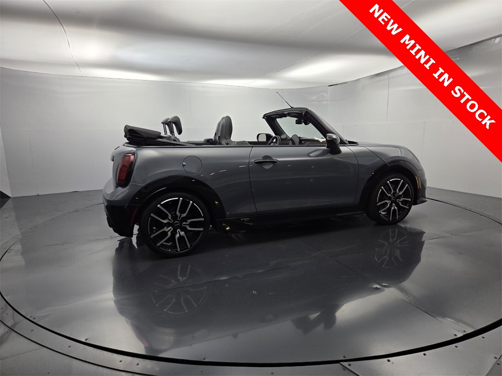 2026 Mini Cooper Convertible Iconic photo 10