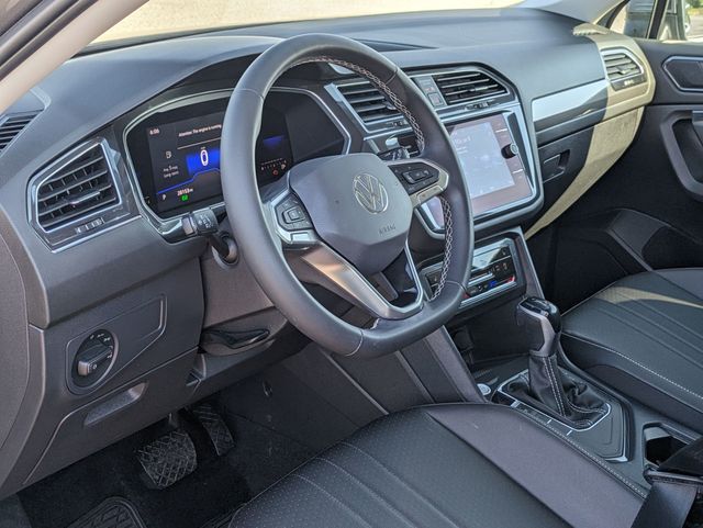 2022 Volkswagen Tiguan SE photo 10
