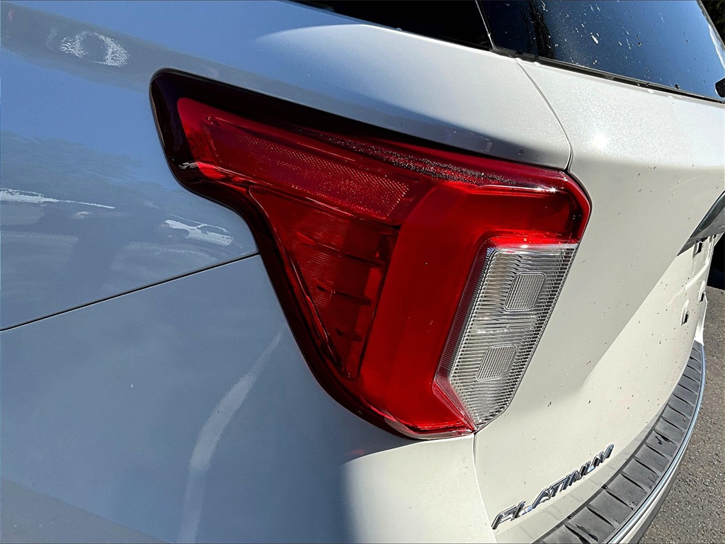 2020 Ford Explorer Platinum photo 31
