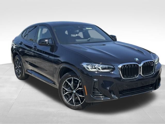 2025 BMW X4 M40i's photo