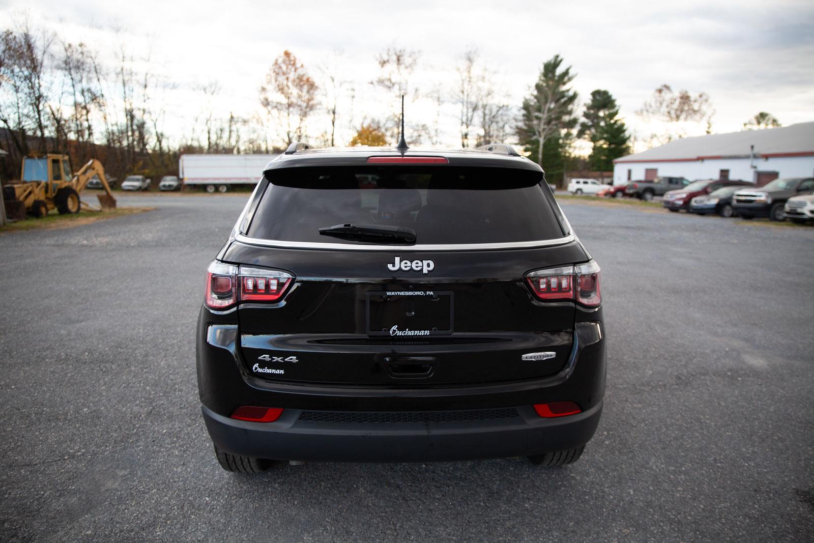 2024 Jeep Compass Latitude photo 4