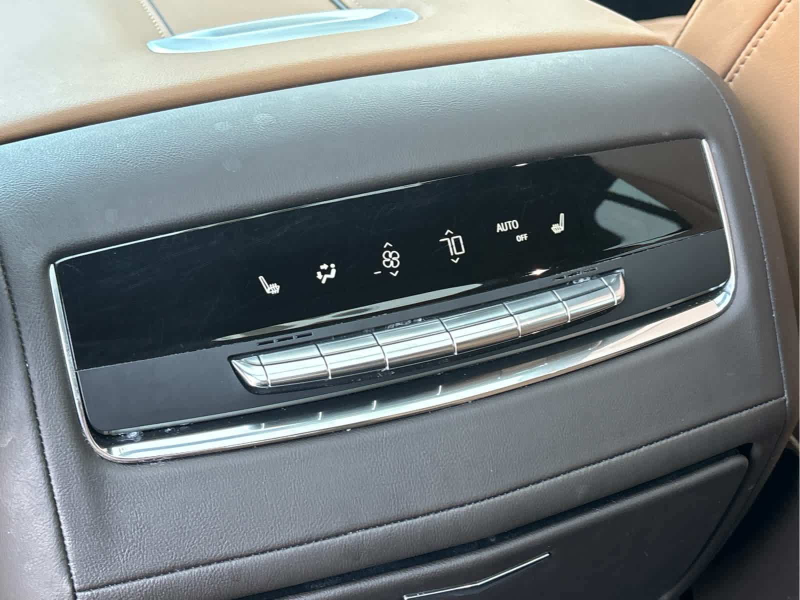 2023 Cadillac Escalade ESV Sport photo 14
