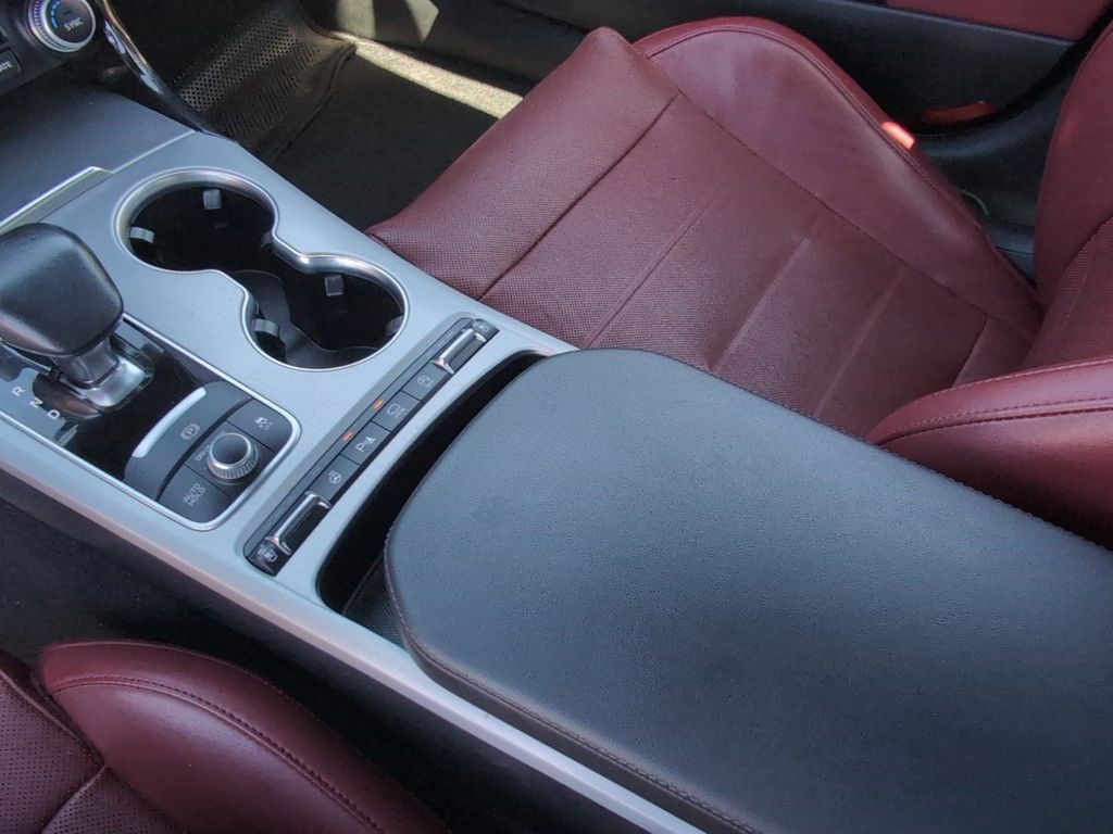 2019 Kia Stinger GT2 photo 21