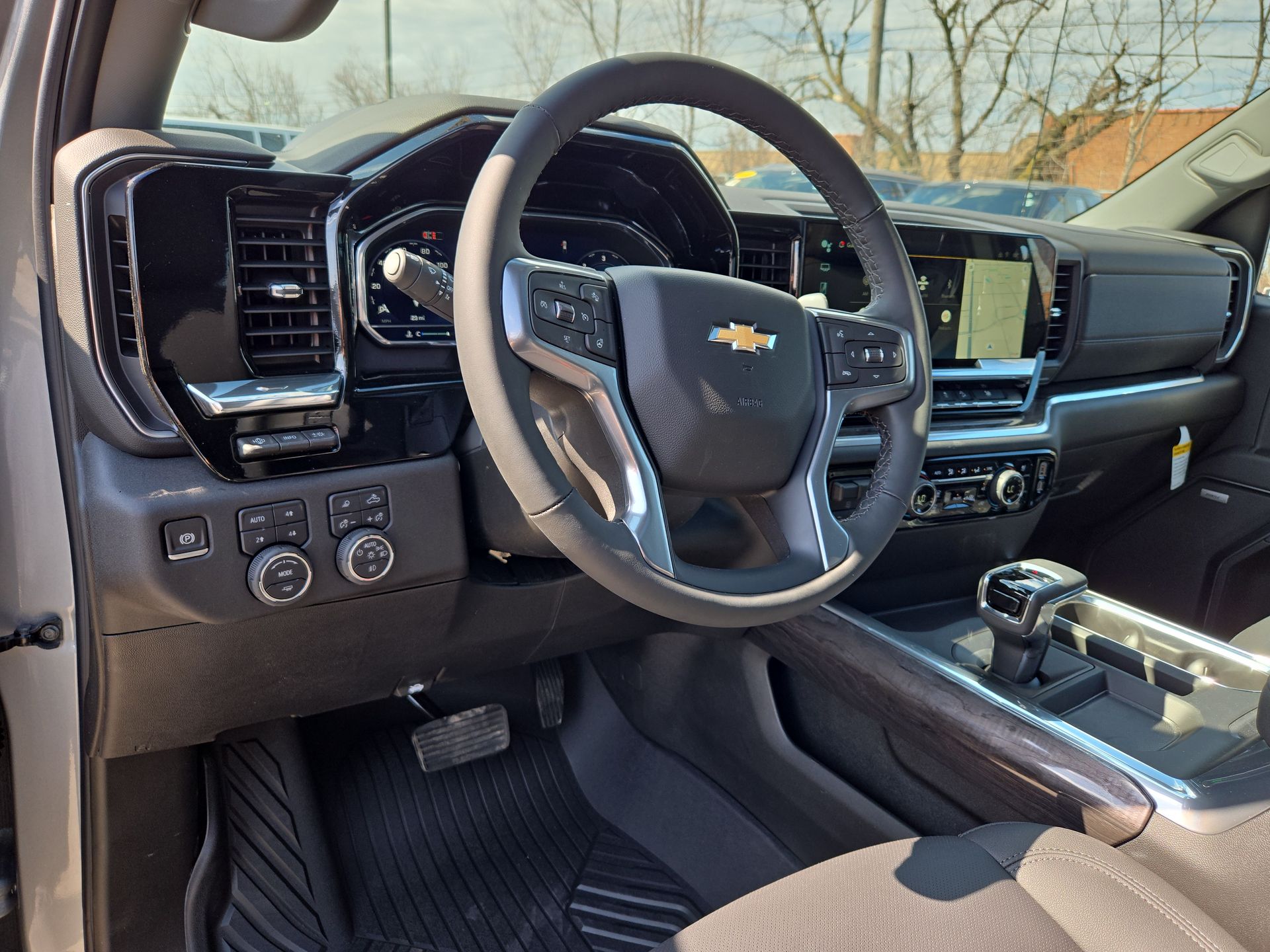 2025 Chevrolet Silverado 1500 LTZ photo 14
