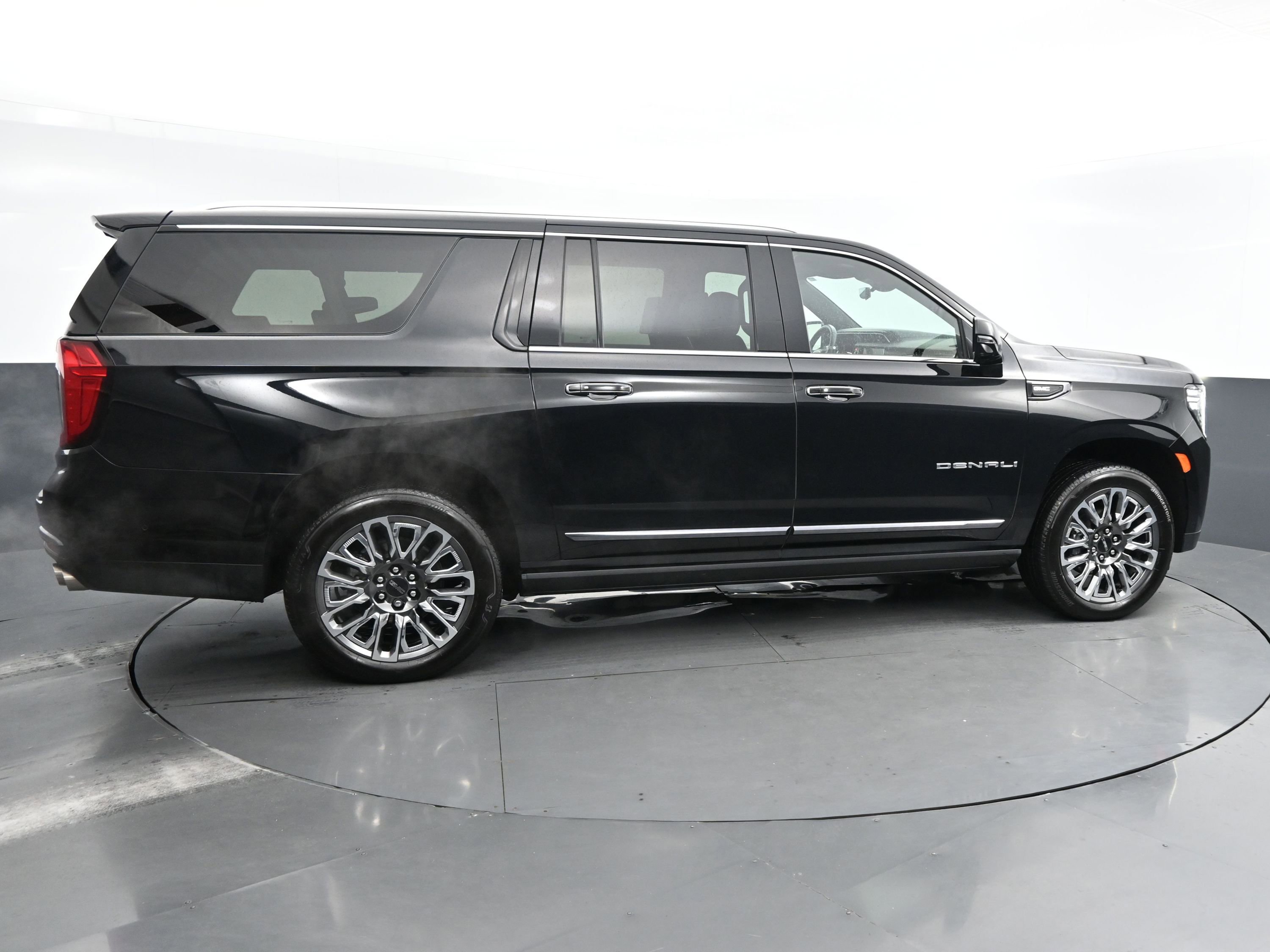 2024 Gmc Yukon XL Denali Ultimate photo 8