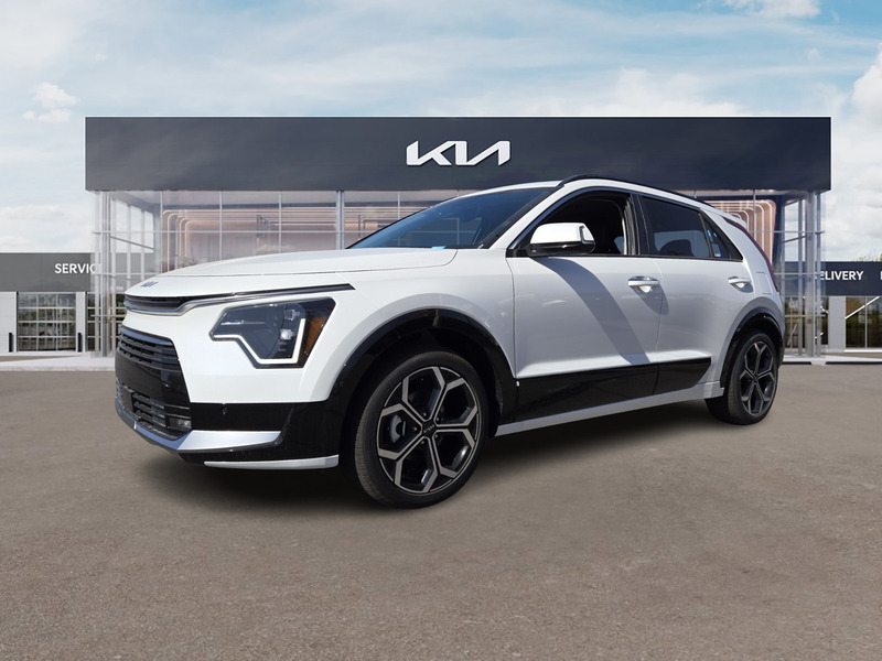 2025 Kia Niro SX Touring's photo