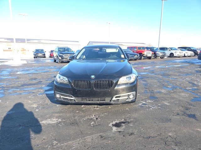 2016 BMW 5 Series 528i