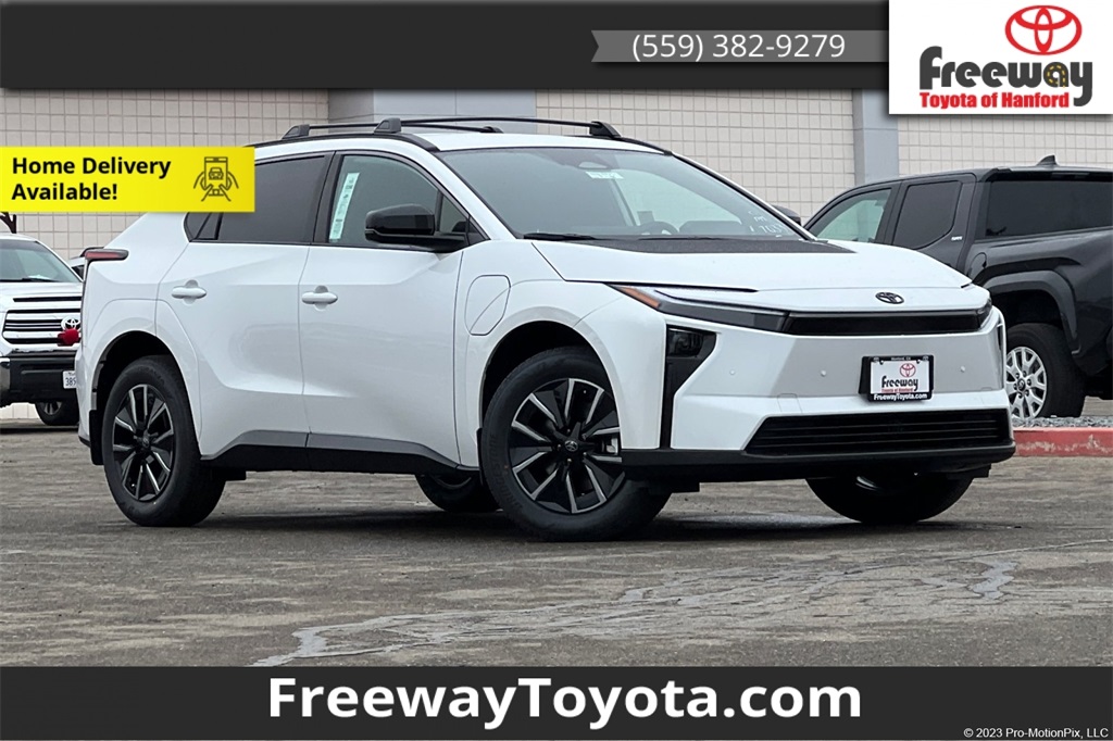 2026 Toyota bZ XLE's photo