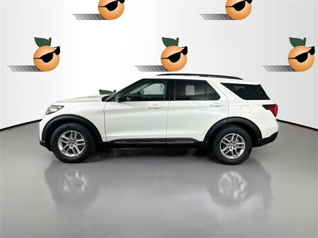 2025 Ford Explorer photo 4