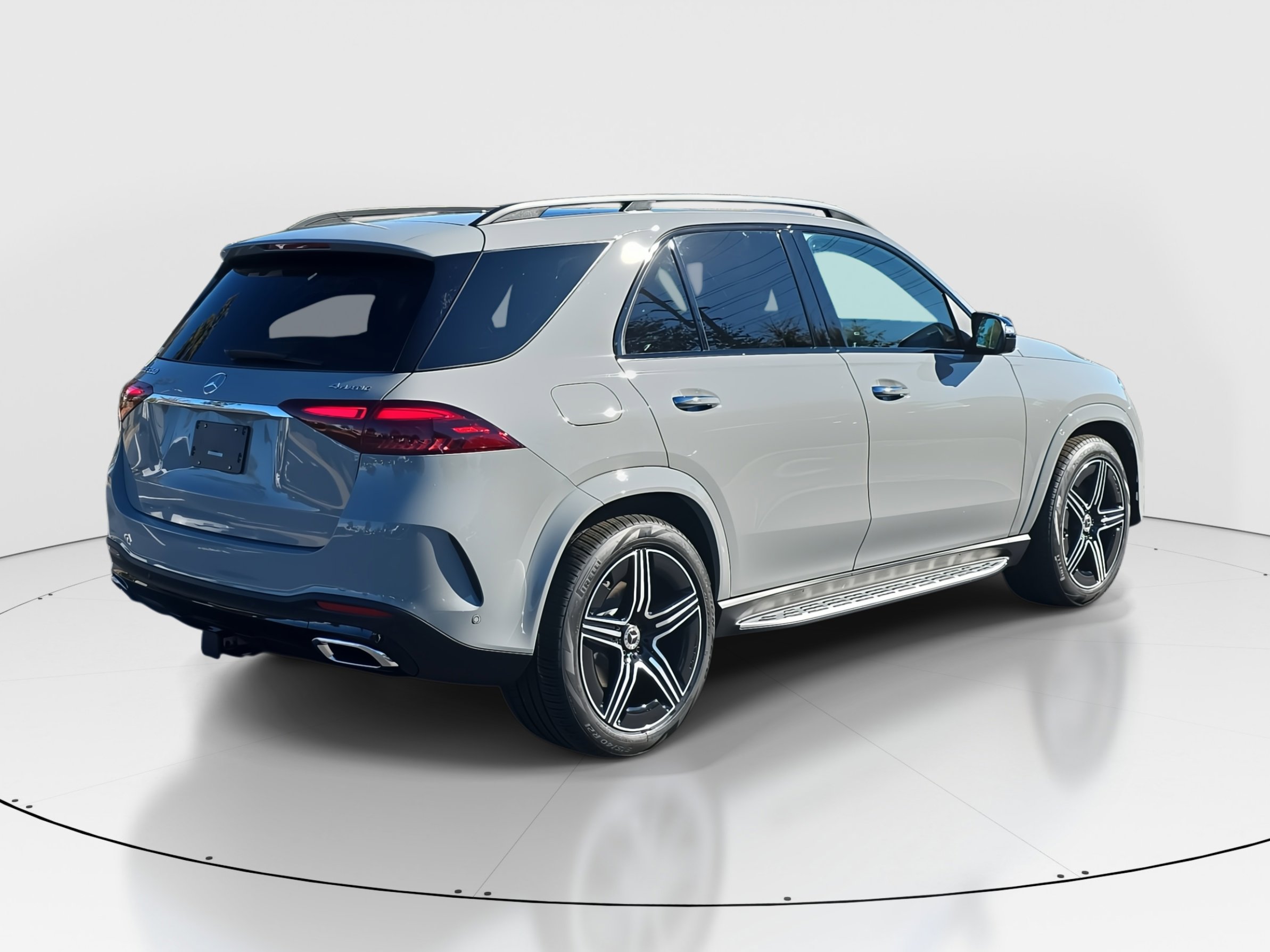 2026 Mercedes Benz GLE 350 4MATIC photo 3