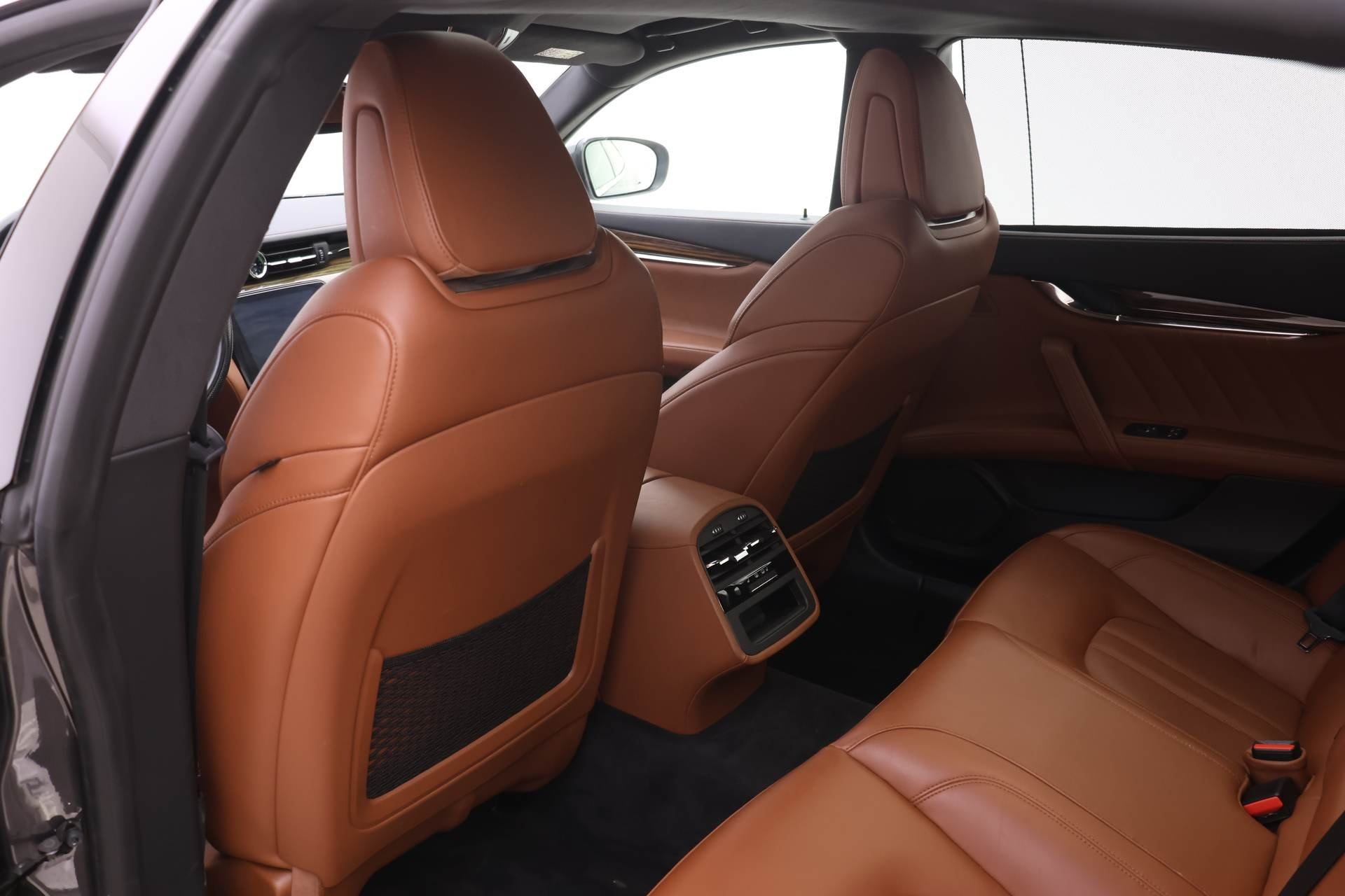 2020 Maserati Quattroporte Q4 GranSport photo 15