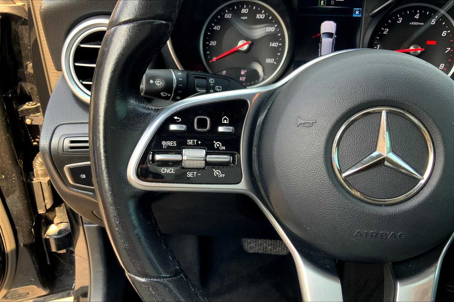 2020 Mercedes Benz GLC 300 photo 16