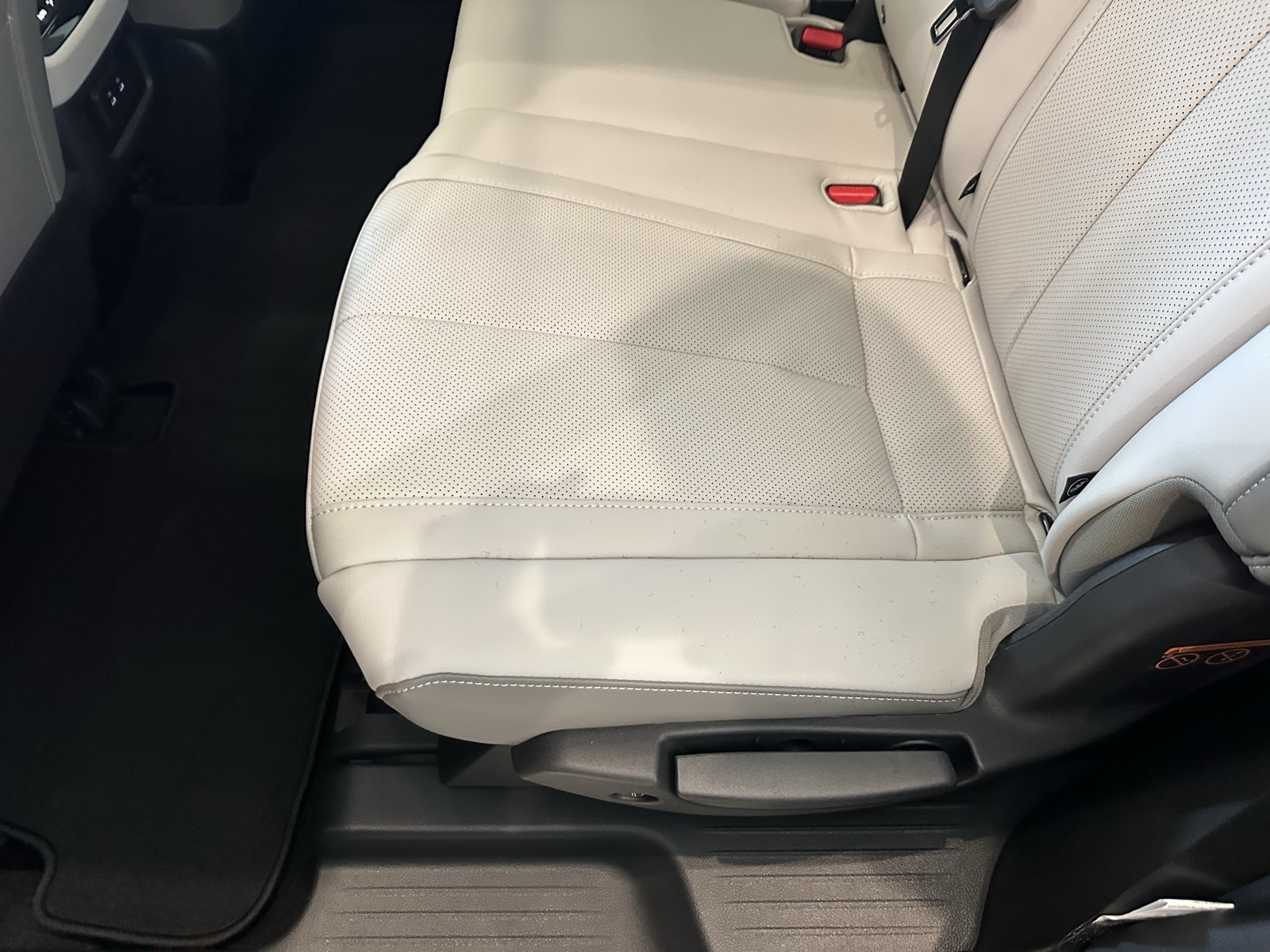 2026 Infiniti QX60 Luxe photo 27