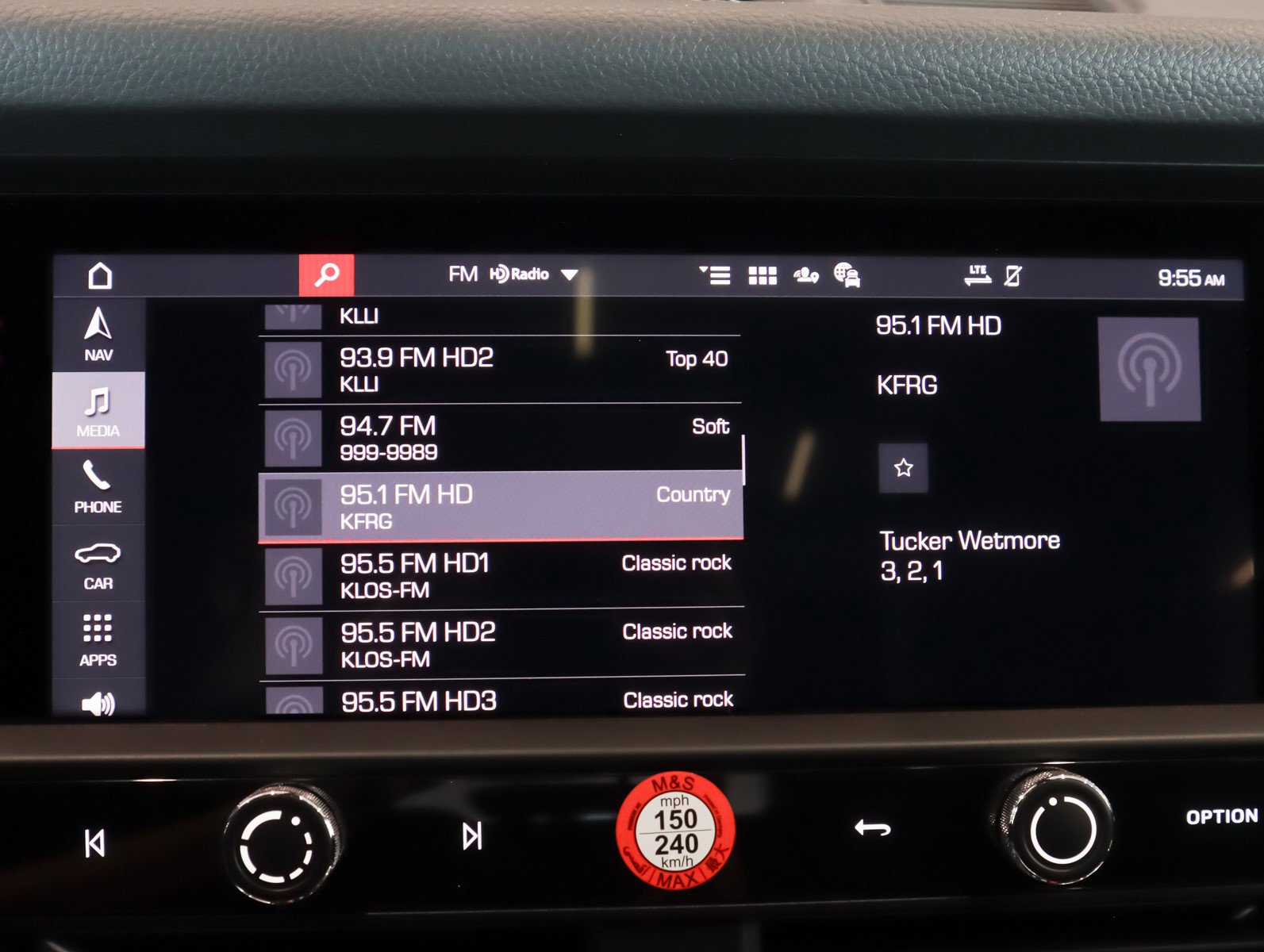 2026 Porsche Macan T photo 20