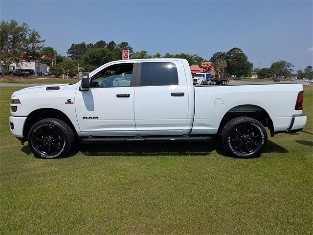 2025 Ram 3500 Big Horn photo 5