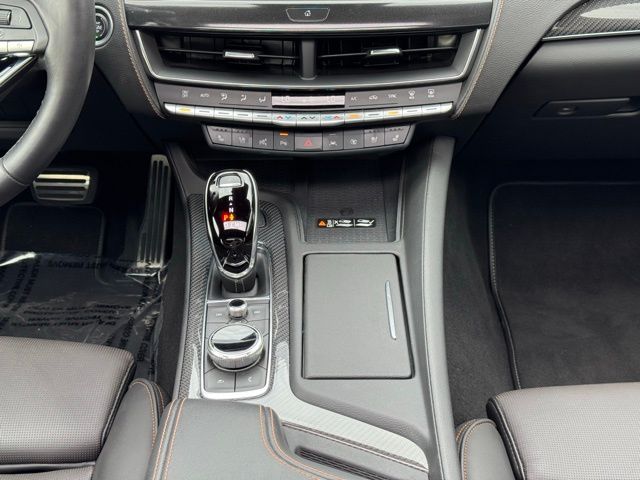 2023 Cadillac CT5 V photo 21