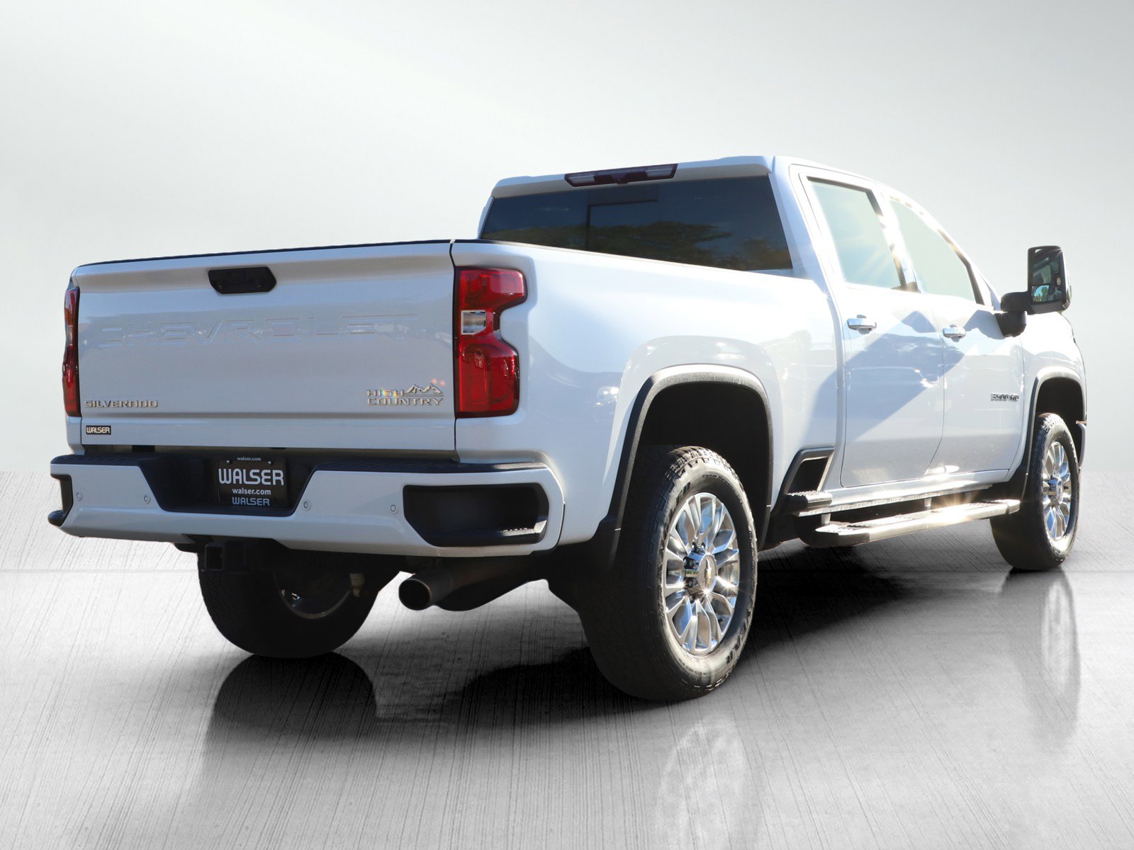 2022 Chevrolet Silverado High Country photo 5